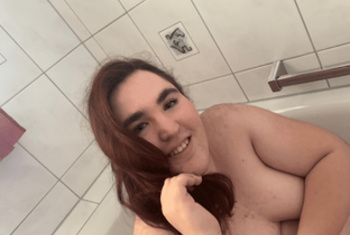 Nacktbilder Amateur Lea-Christina