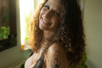 Nacktbilder Amateur Mara-Martinez