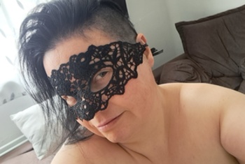 Nacktbilder Amateur BBWLuderchen