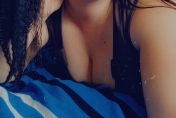 Nacktbilder Amateur Mary-Blue
