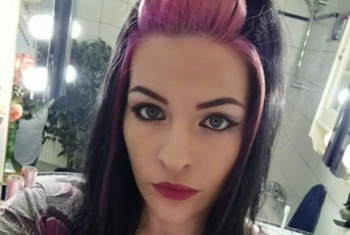 Nacktbilder Amateur Mellybukakke