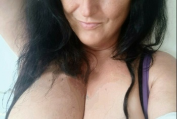 Nacktbilder Amateur Loucilia