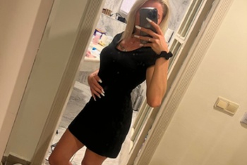 Nacktbilder Amateur Elin98