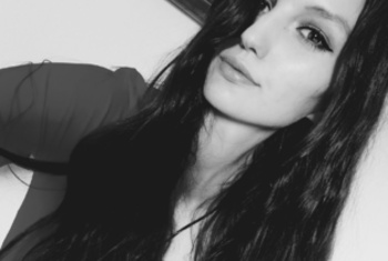 Nacktbilder Amateur AdelineNatural