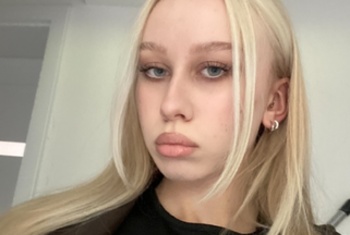 Nacktbilder Amateur AnyaDoll