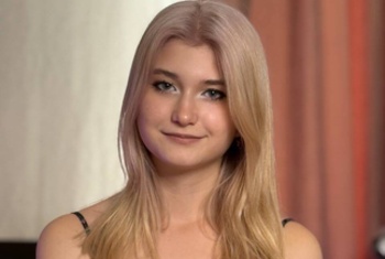 Nacktbilder Amateur Monnyca