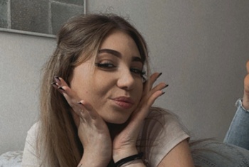 Nacktbilder Amateur LilyFeucht