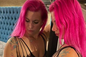 Nacktbilder Amateur Malia-Feucht