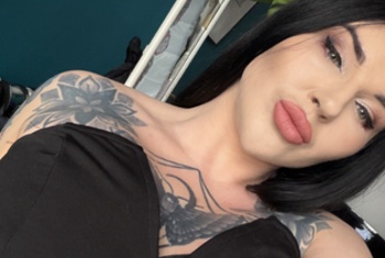 Nacktbilder Amateur BustyRaven