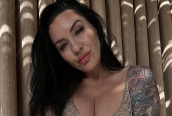Nacktbilder Amateur Milfyna